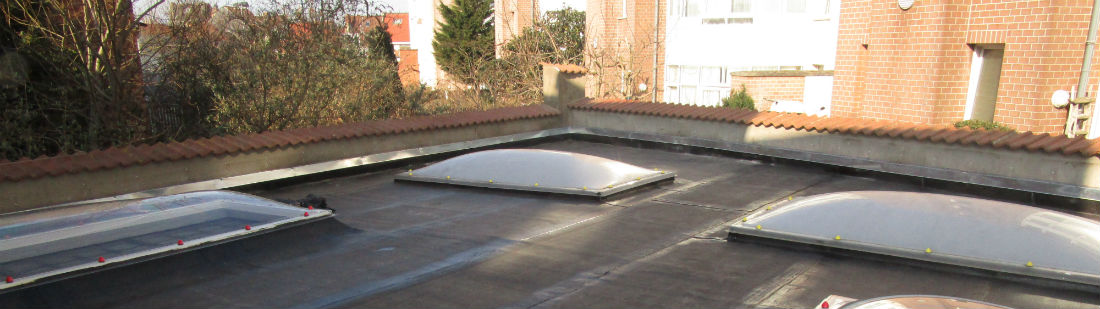Rénovation de toiture, plateforme réparation corniche à Bruxelles